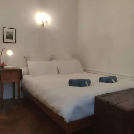 Typical And Authentic Parisian Flat Apartman Párizs