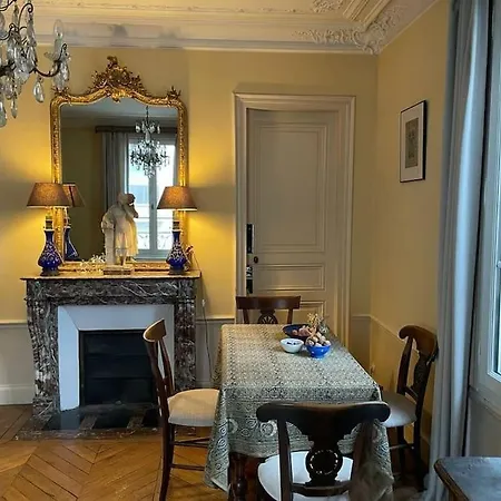 Typical And Authentic Parisian Flat Apartman *